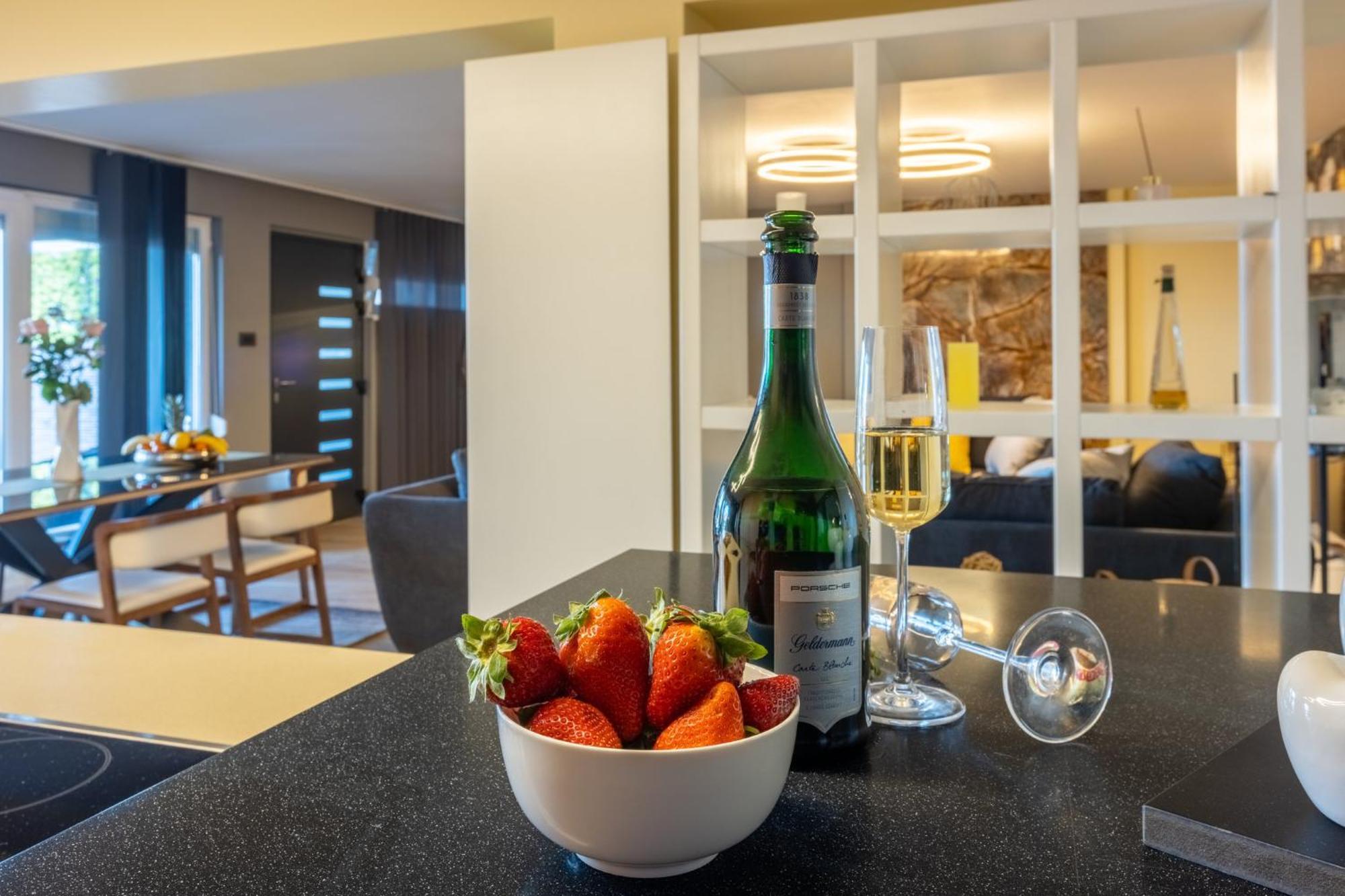 Panoramica Apartment With Whirlpool Crikvenica Exterior foto