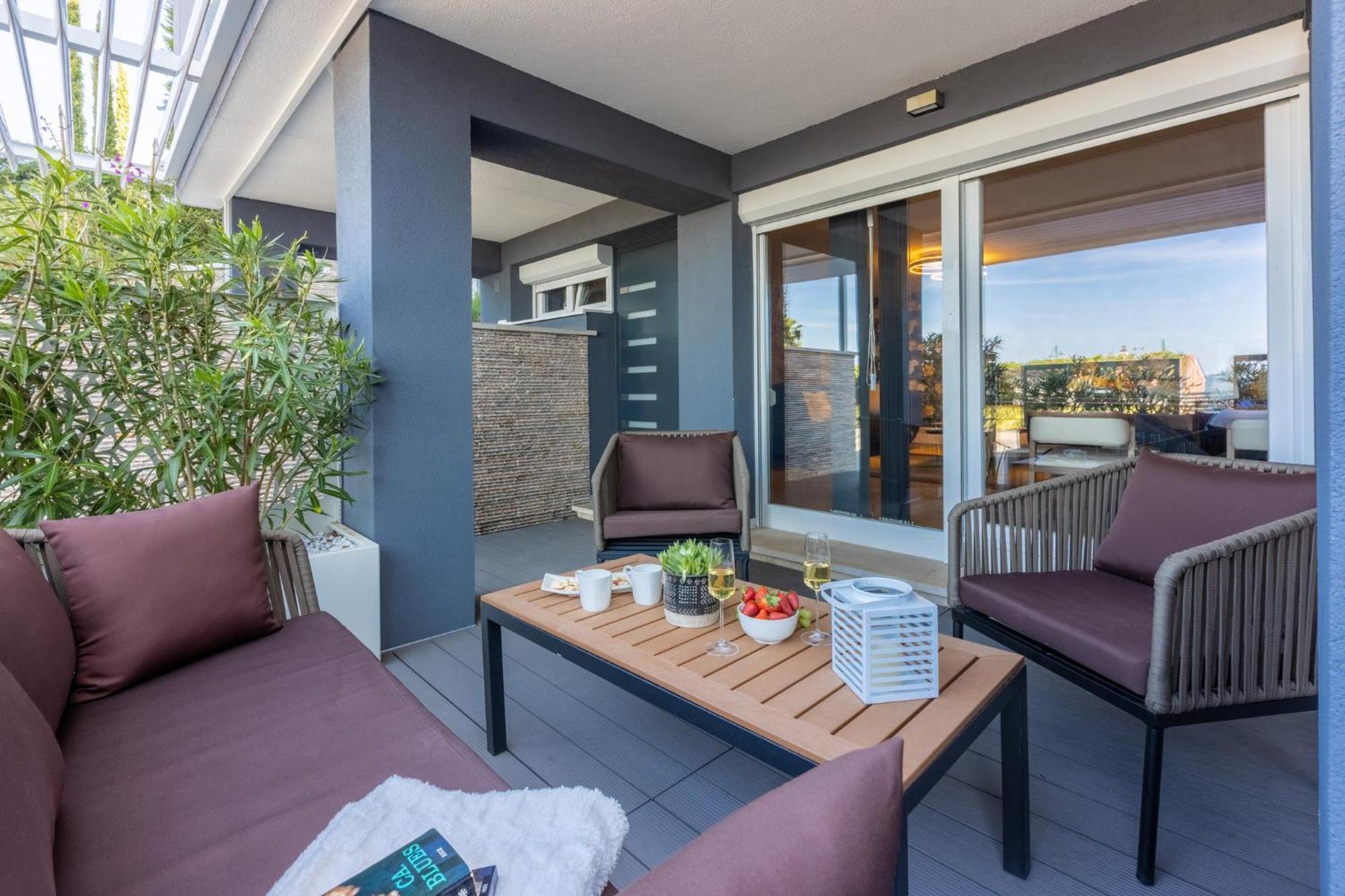 Panoramica Apartment With Whirlpool Crikvenica Exterior foto